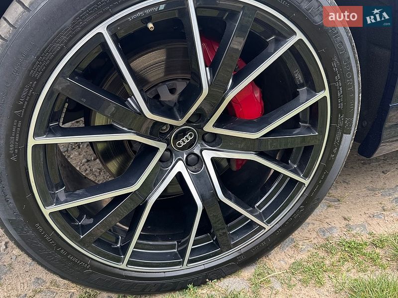 Позашляховик / Кросовер Audi Q8 2019 в Львові фото 17 Позашляховик / Кросовер Audi Q8 2019 в Львові