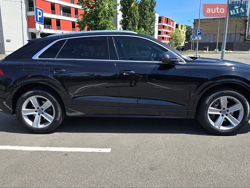 Внедорожник / Кроссовер Audi Q8 2018 в Киеве фото 5 Внедорожник / Кроссовер Audi Q8 2018 в Киеве