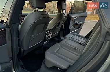 Внедорожник / Кроссовер Audi Q8 2019 в Киеве