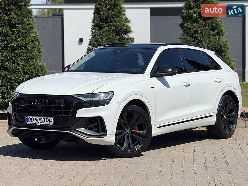 Позашляховик / Кросовер Audi Q8 2018 в Одесі