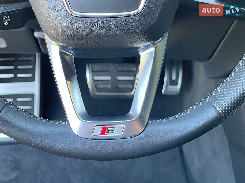 Внедорожник / Кроссовер Audi Q8 2020 в Киеве