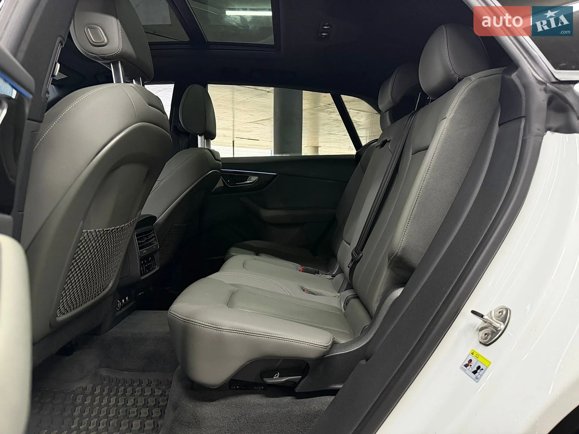2019 Audi Q8 - мініатюра 24