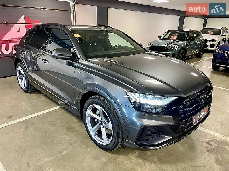 Позашляховик / Кросовер Audi Q8 2023 в Львові