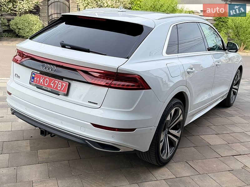 Позашляховик / Кросовер Audi Q8 2019 в Києві