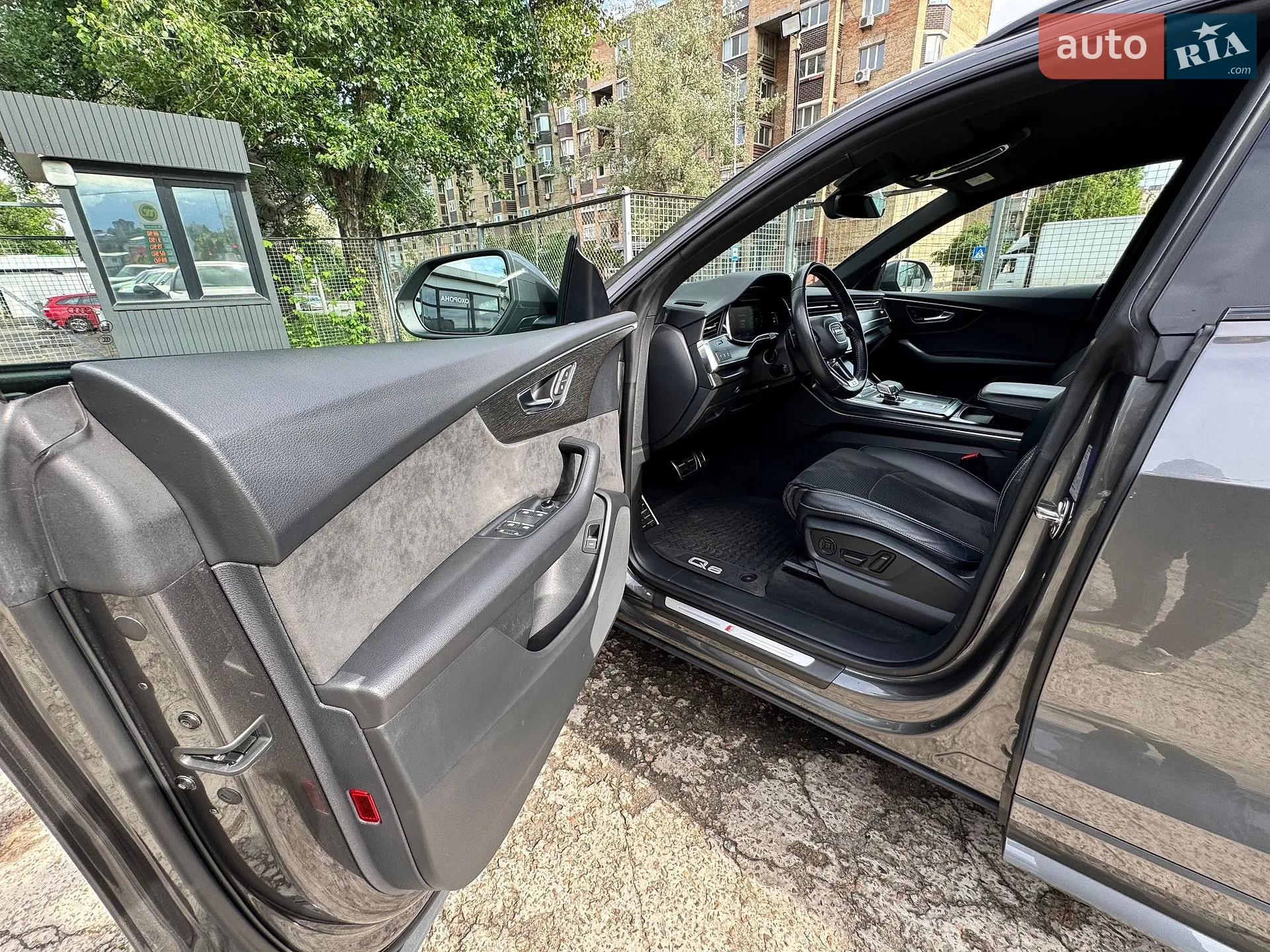 2019 Audi Q8 - мініатюра 29