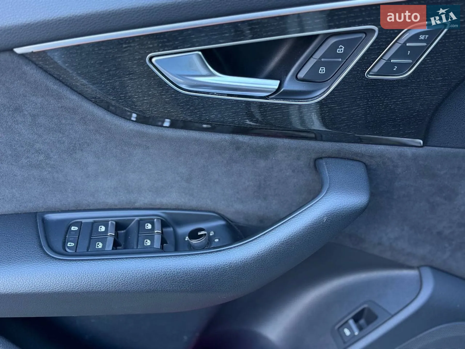 2020 Audi Q8 - мініатюра 16