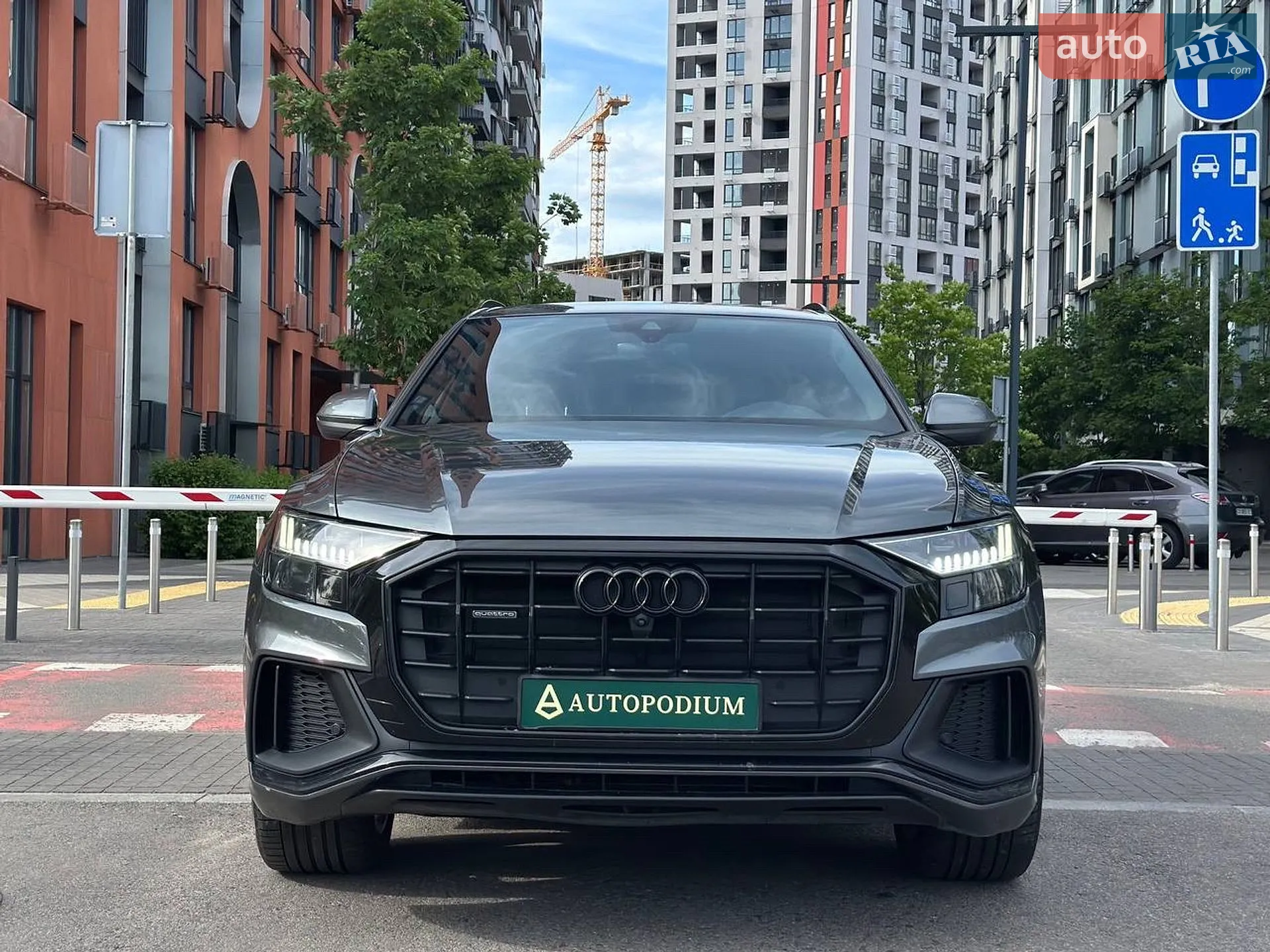 2021 Audi Q8 - мініатюра 3