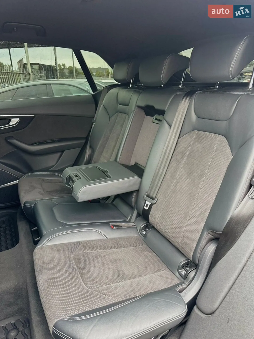 2019 Audi Q8 - мініатюра 13