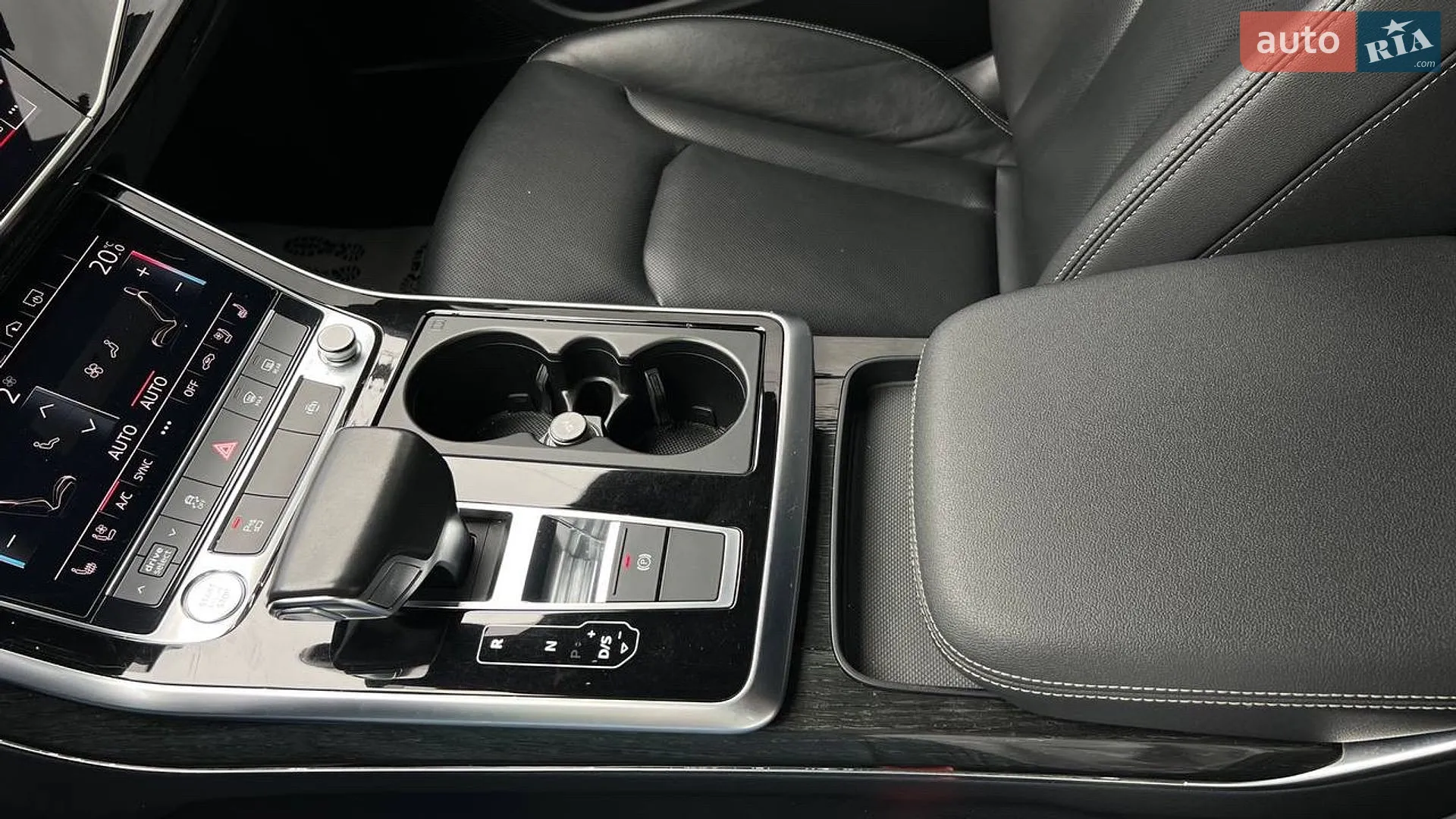 2019 Audi Q8 - мініатюра 16