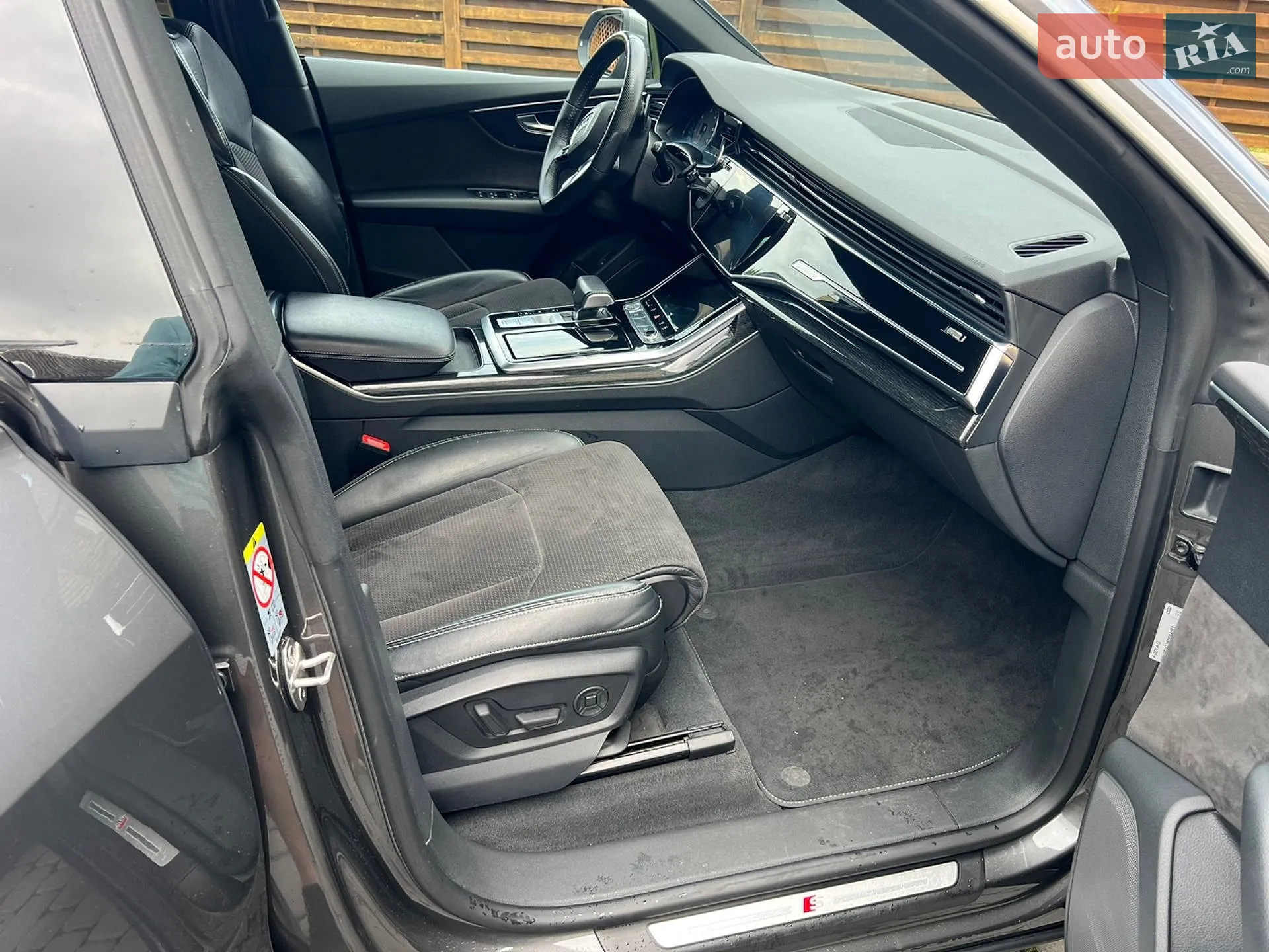 2019 Audi Q8 - мініатюра 18