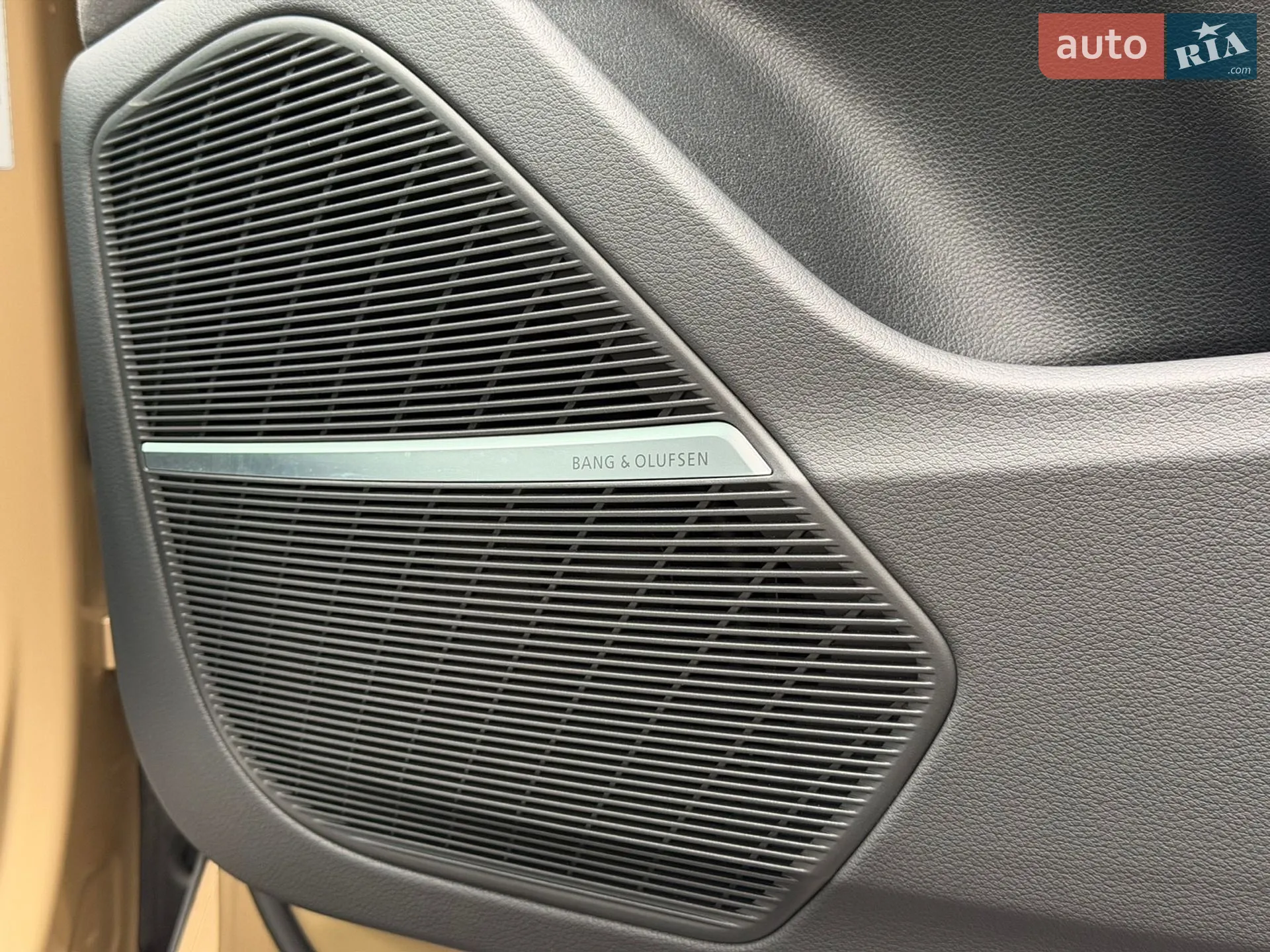 2024 Audi Q8 - мініатюра 24