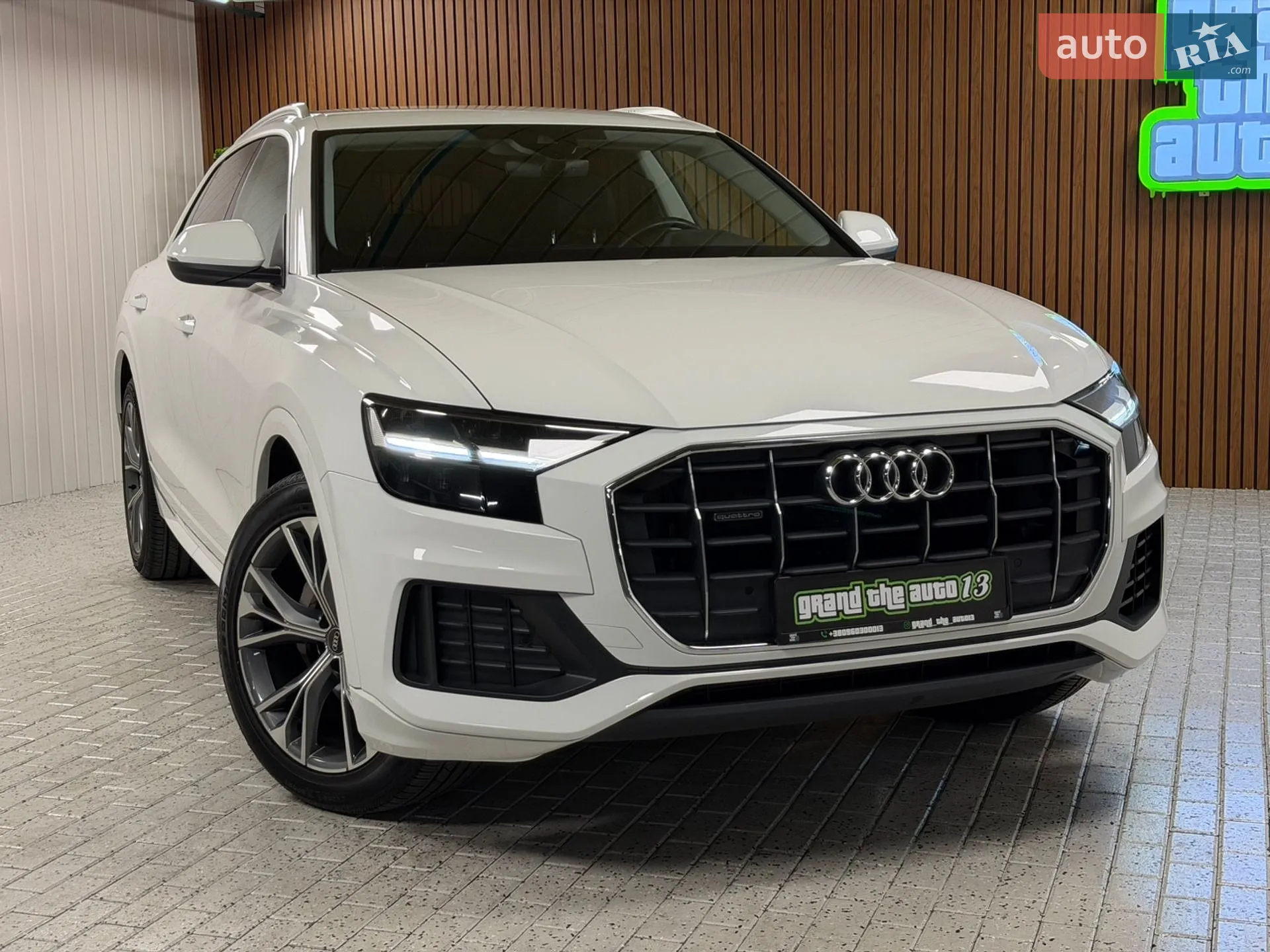 2020 Audi Q8 - мініатюра 5