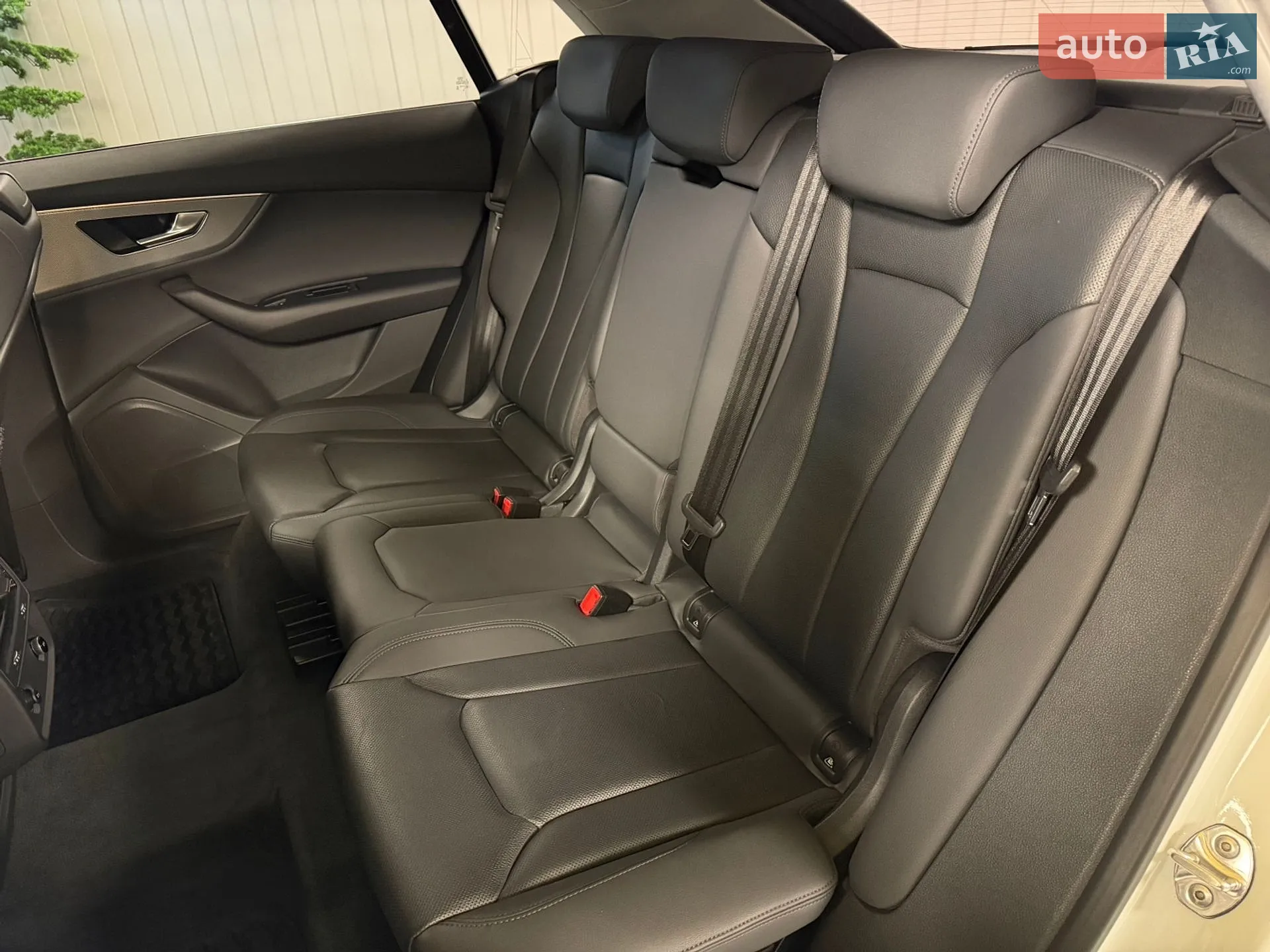 2020 Audi Q8 - мініатюра 33