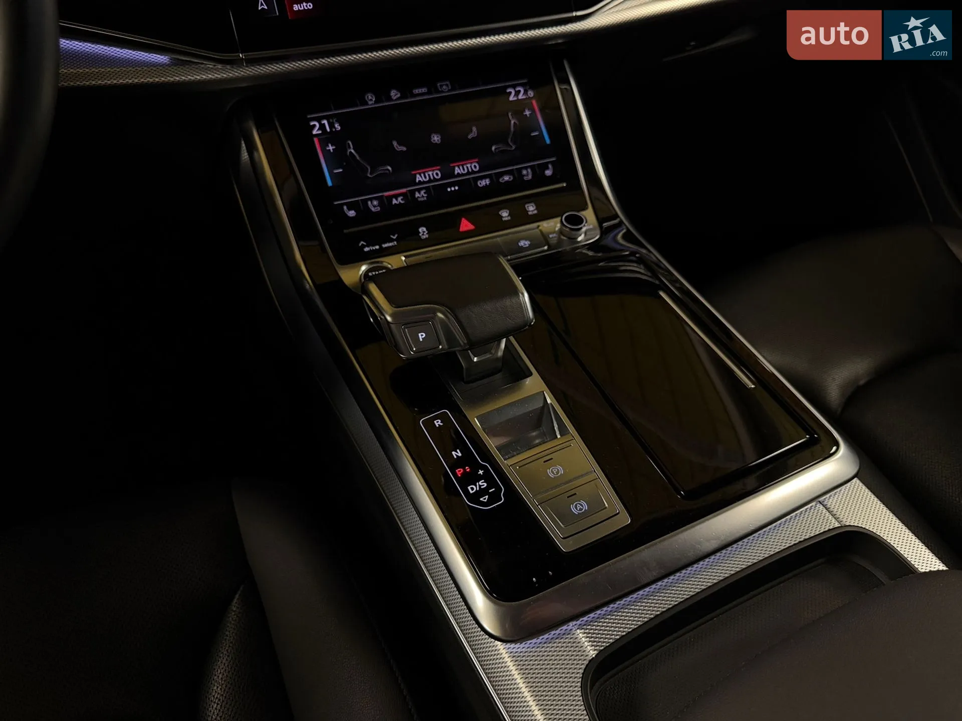 2020 Audi Q8 - мініатюра 43
