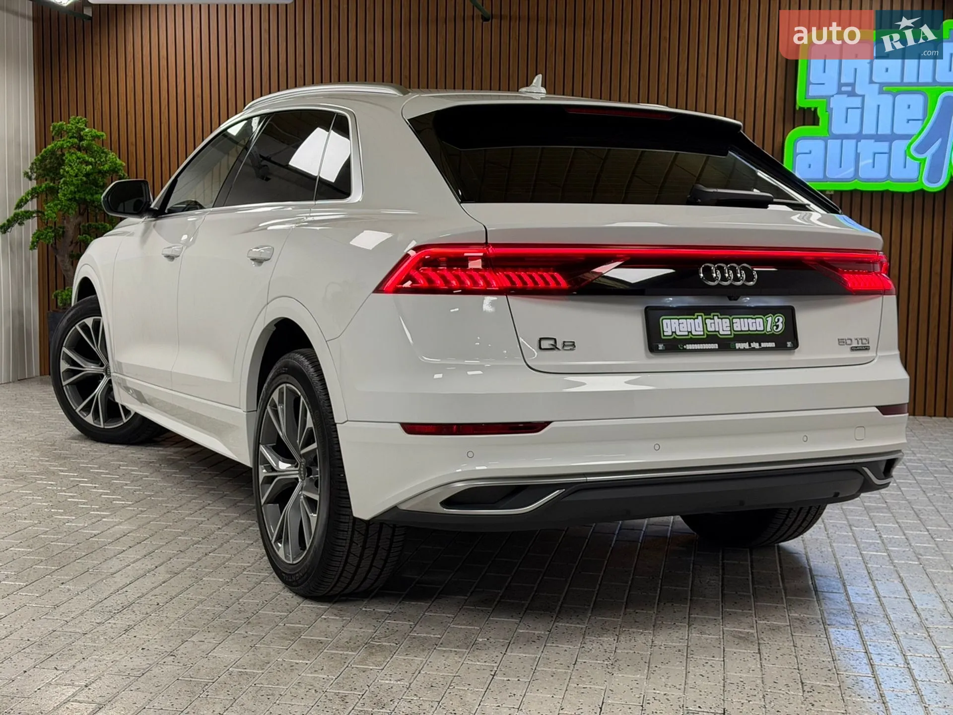 2020 Audi Q8 - мініатюра 37