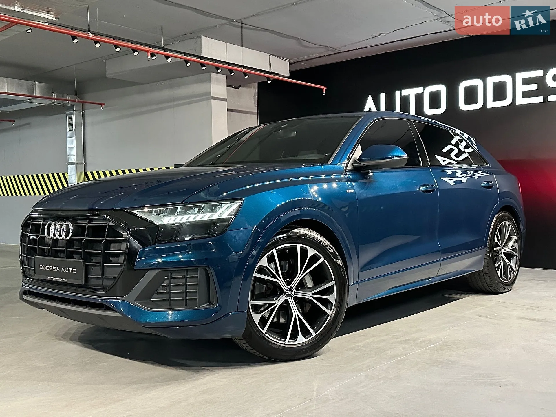 2021 Audi Q8 - фото 1