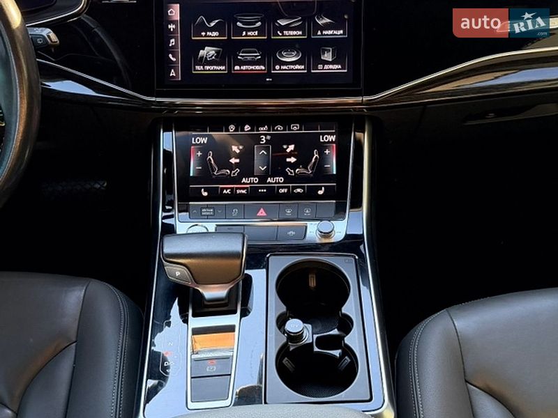 Внедорожник / Кроссовер Audi Q8 2018 в Киеве