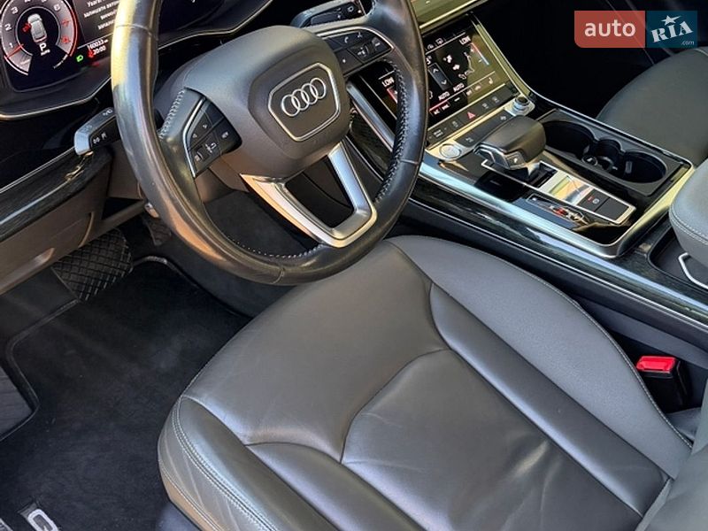 Внедорожник / Кроссовер Audi Q8 2018 в Киеве