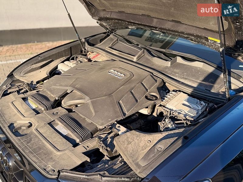 Внедорожник / Кроссовер Audi Q8 2018 в Киеве
