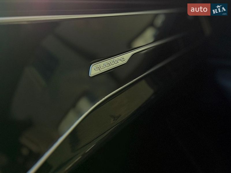 Внедорожник / Кроссовер Audi Q8 2018 в Киеве
