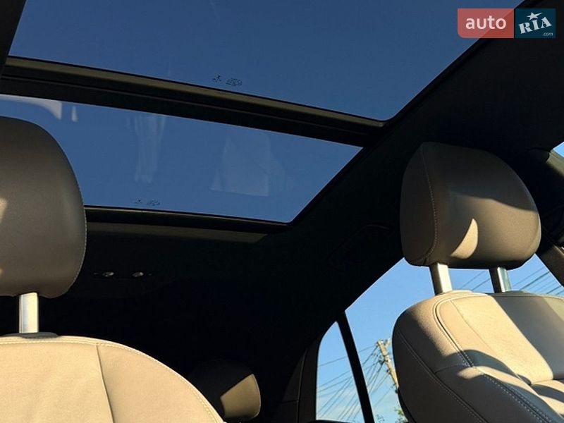 Позашляховик / Кросовер Audi Q8 2018 в Києві