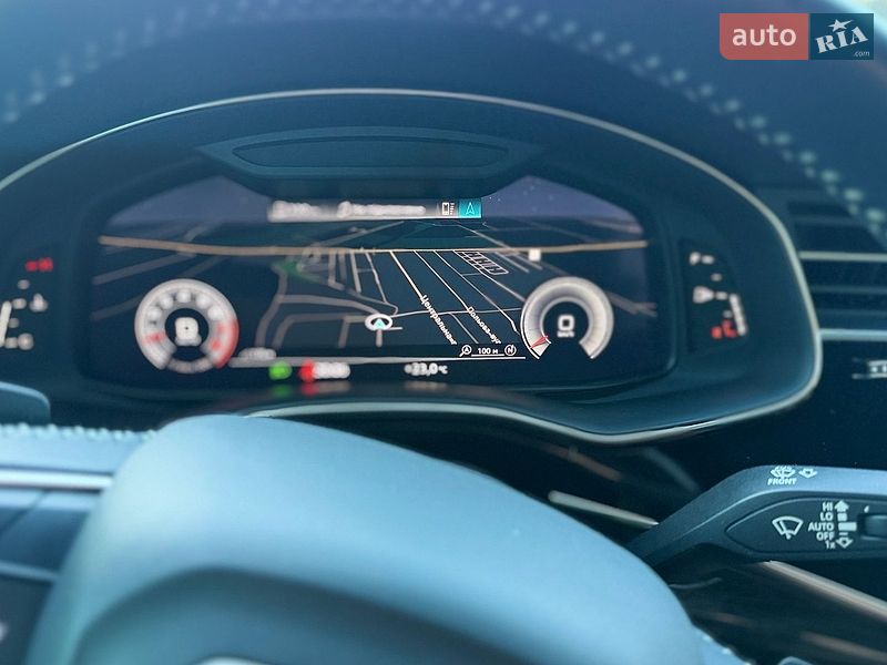 Внедорожник / Кроссовер Audi Q8 2018 в Киеве