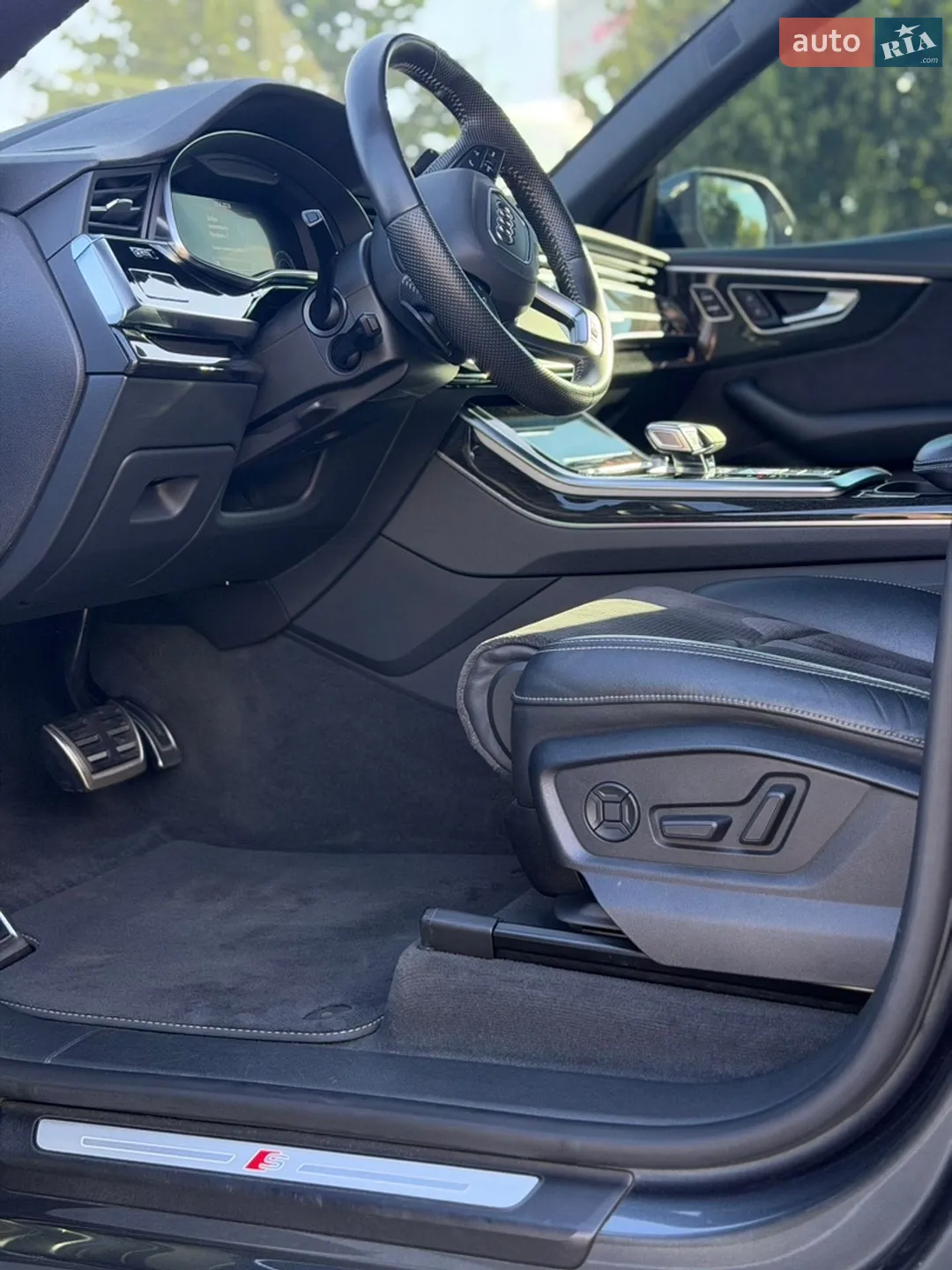 2019 Audi Q8 - мініатюра 31