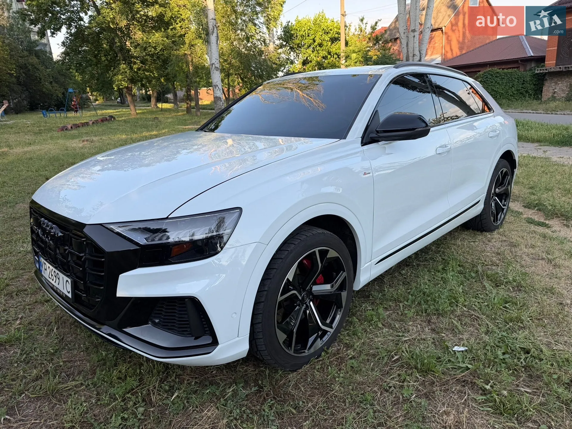 2019 Audi Q8 - мініатюра 3