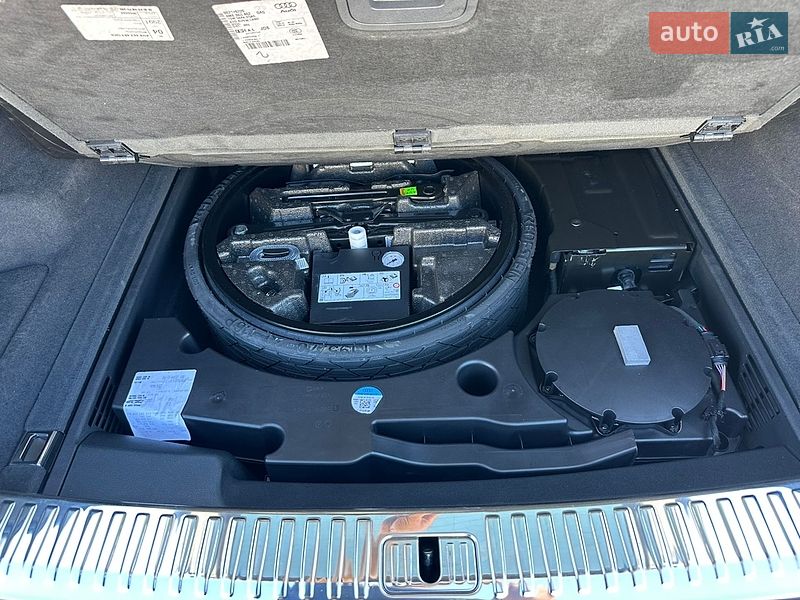 Внедорожник / Кроссовер Audi Q8 2018 в Львове фото 26 Внедорожник / Кроссовер Audi Q8 2018 в Львове