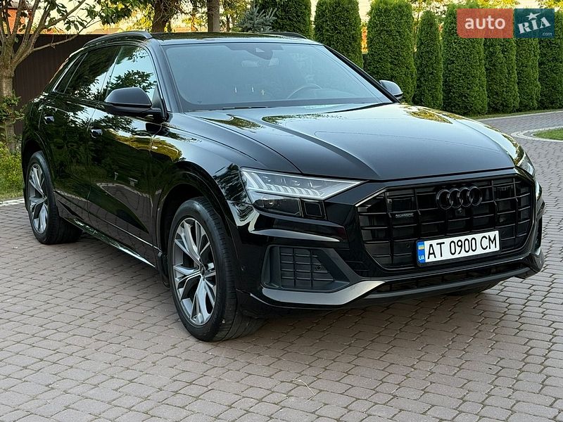 Audi Q8 2022