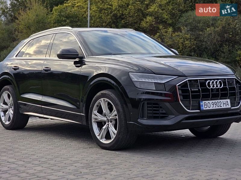 Позашляховик / Кросовер Audi Q8 2021 в Тернополі