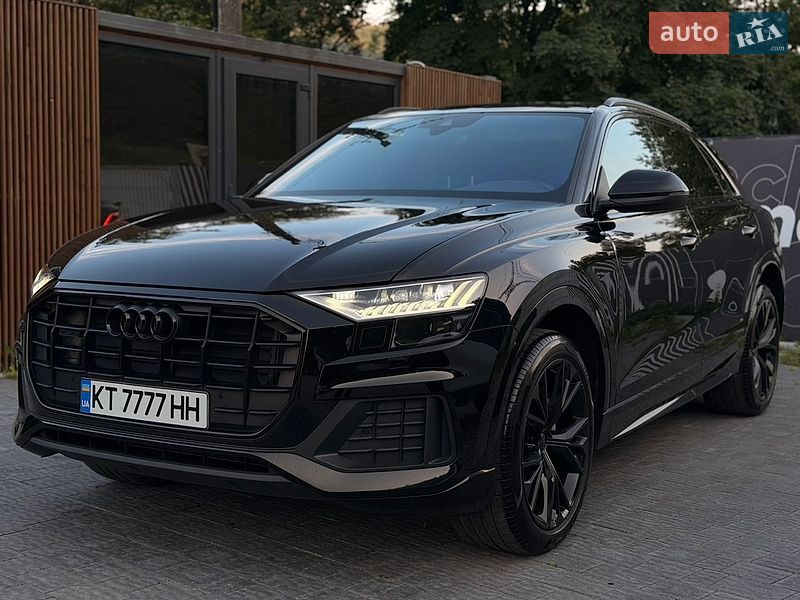 Внедорожник / Кроссовер Audi Q8 2021 в Ивано-Франковске
