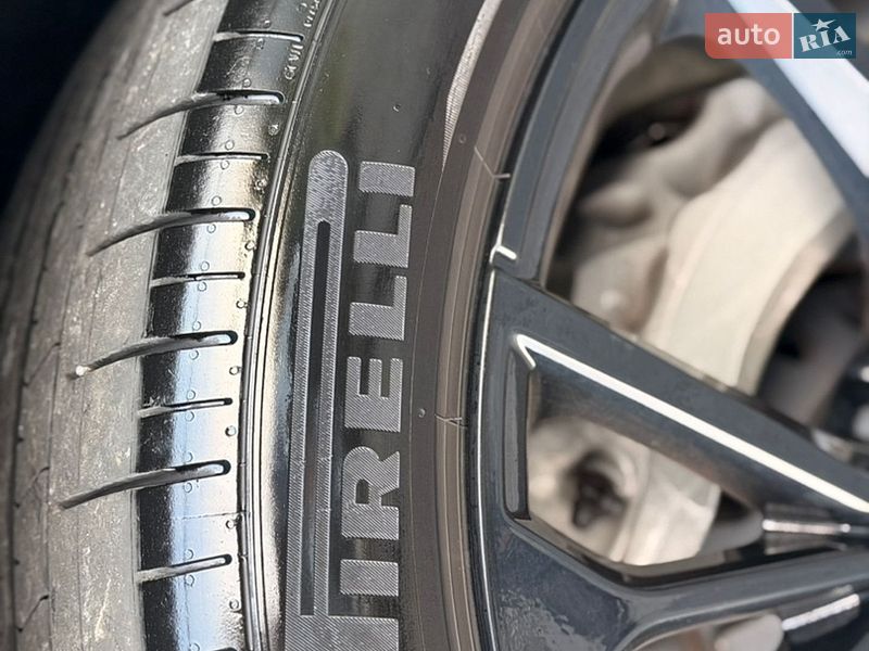 Внедорожник / Кроссовер Audi Q8 2021 в Ивано-Франковске