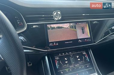 Внедорожник / Кроссовер Audi Q8 2021 в Ровно