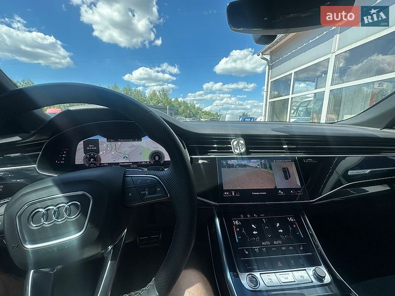 Внедорожник / Кроссовер Audi Q8 2021 в Ровно