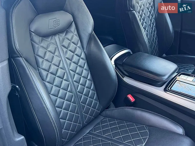 Audi Q8 2019 VIN WAUZZZF17LD003392 фото оголошення 9 з 46