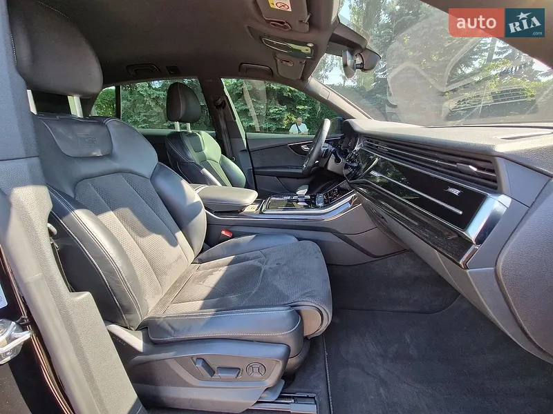Audi Q8 2020 VIN WAUZZZF15MD019186 фото оголошення 35 з 79