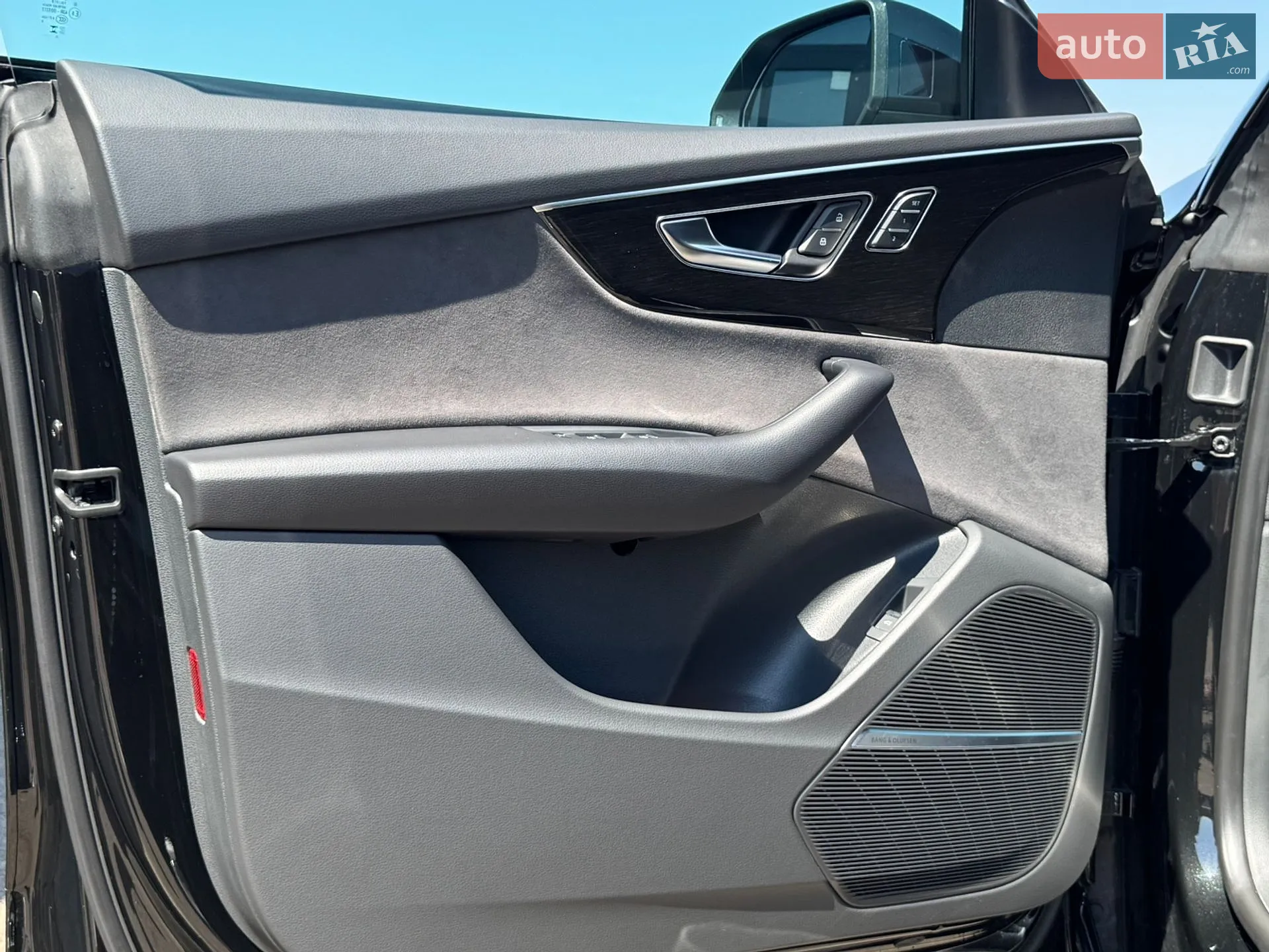 2024 Audi Q8 - мініатюра 17