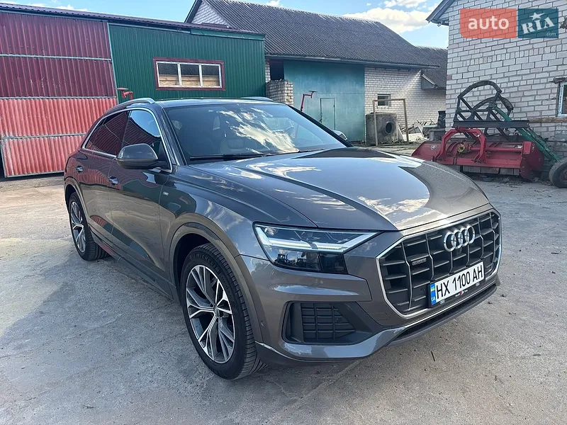 Audi Q8 2018 VIN WAUZZZF15KD017614 фото оголошення 5 з 39
