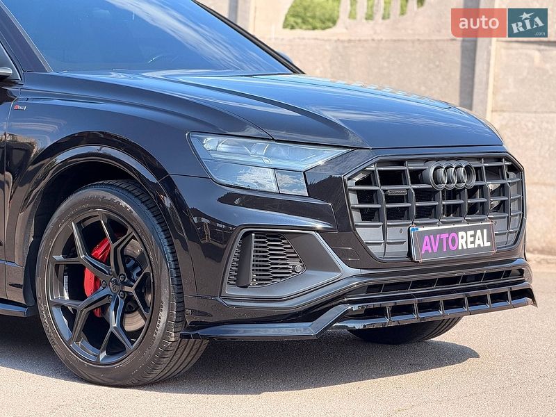 Внедорожник / Кроссовер Audi Q8 2018 в Кривом Роге