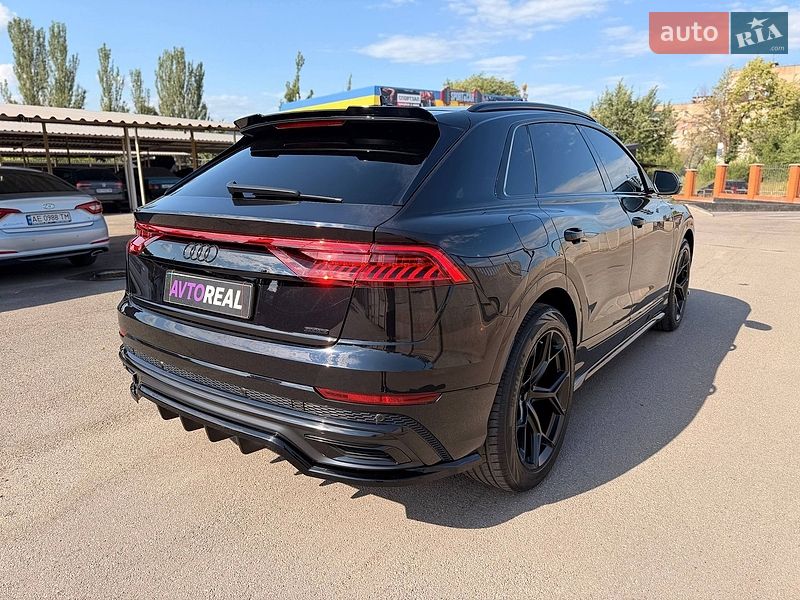 Внедорожник / Кроссовер Audi Q8 2018 в Кривом Роге