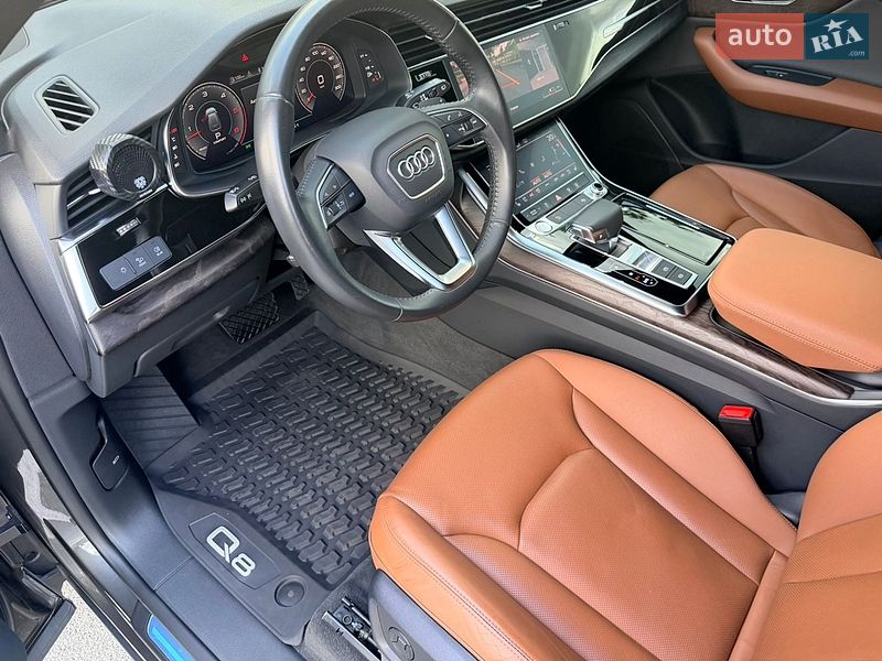 Внедорожник / Кроссовер Audi Q8 2019 в Днепре