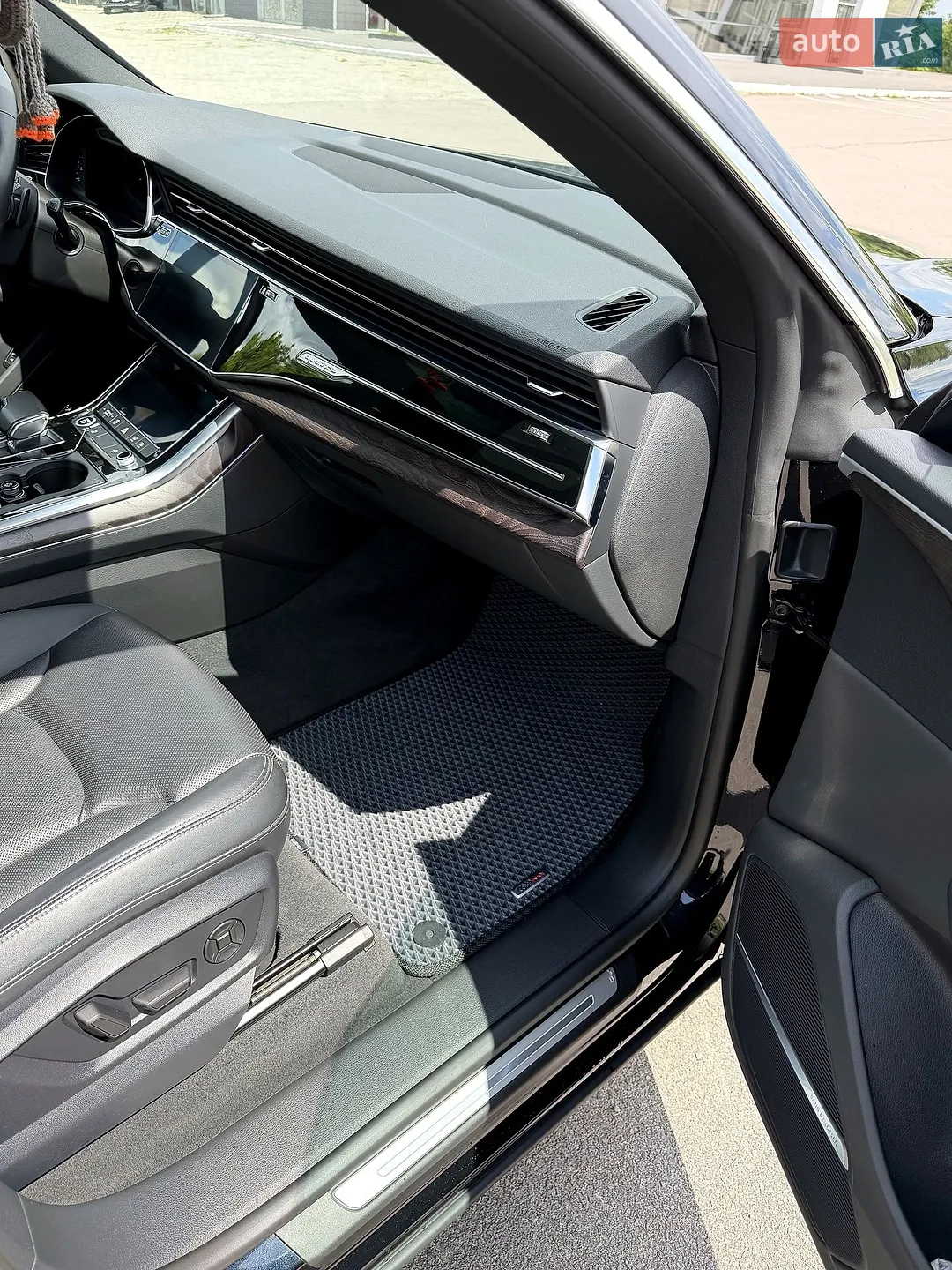2021 Audi Q8 - мініатюра 11