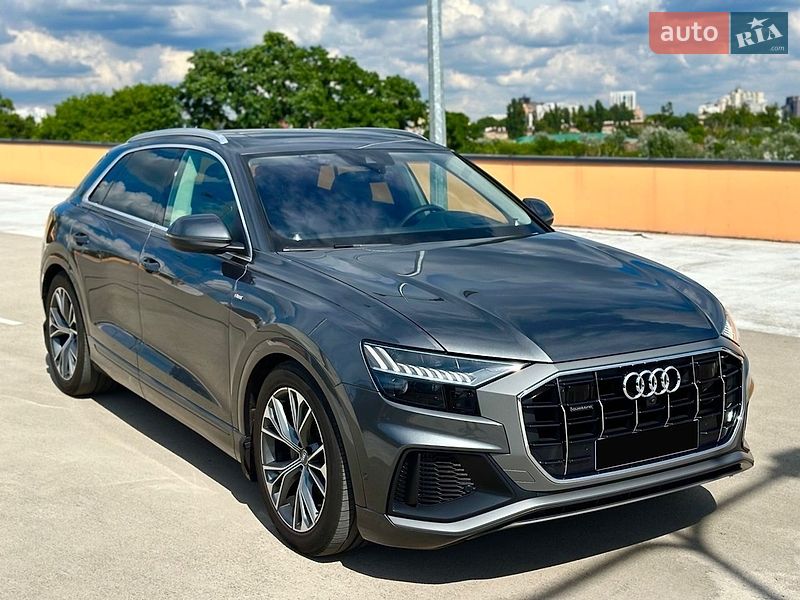Внедорожник / Кроссовер Audi Q8 2018 в Киеве