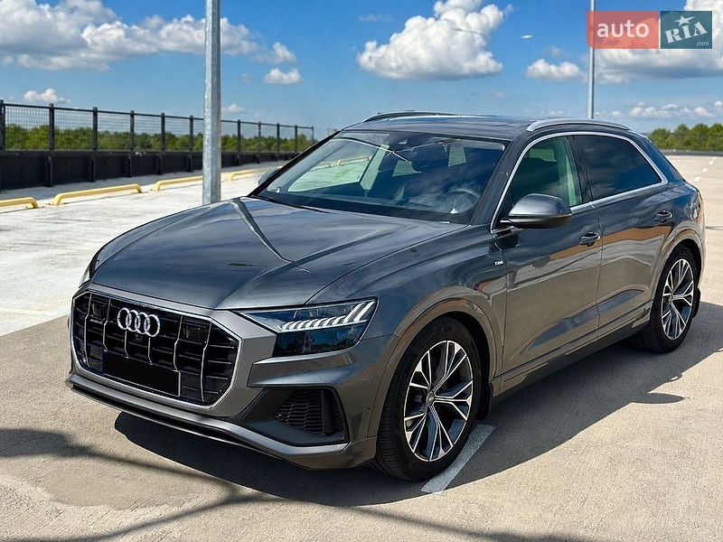 Внедорожник / Кроссовер Audi Q8 2018 в Киеве