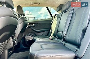Внедорожник / Кроссовер Audi Q8 2018 в Киеве