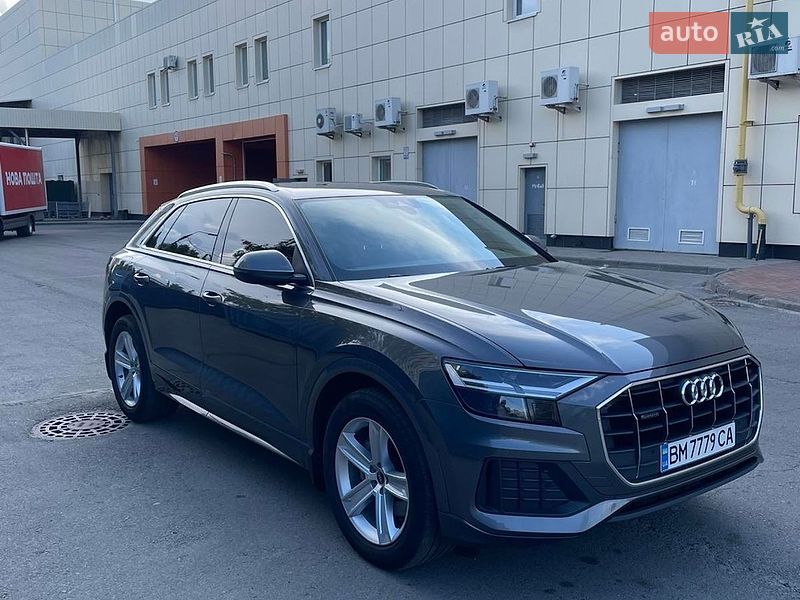 Audi Q8, фото з оголошення