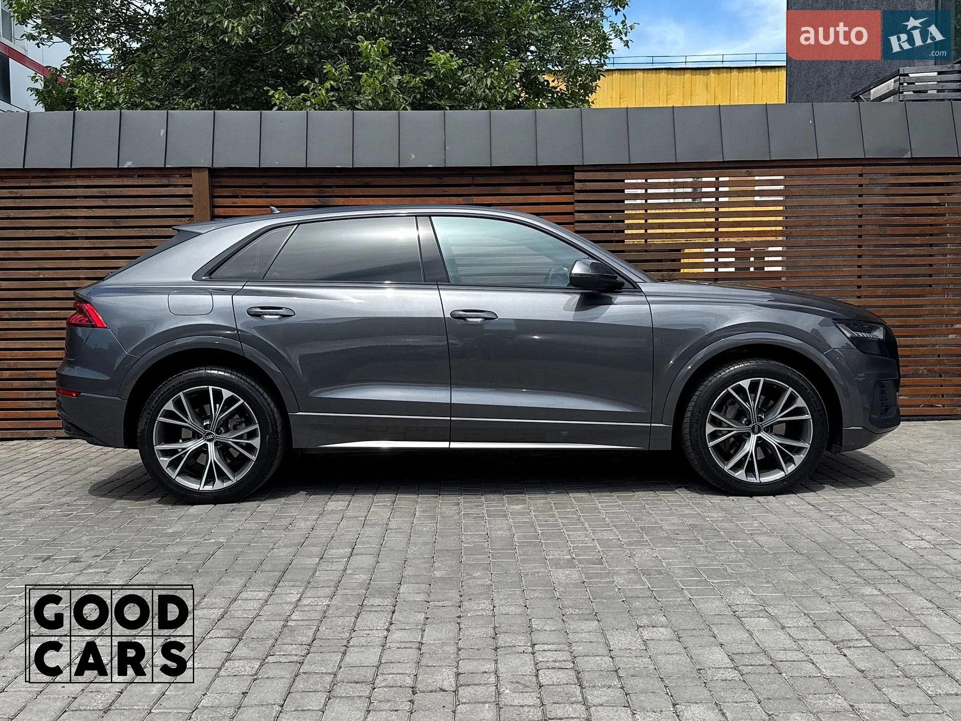 2020 Audi Q8 - мініатюра 8