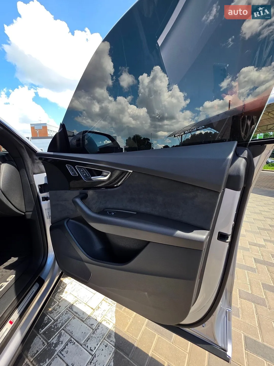 2019 Audi Q8 - мініатюра 11