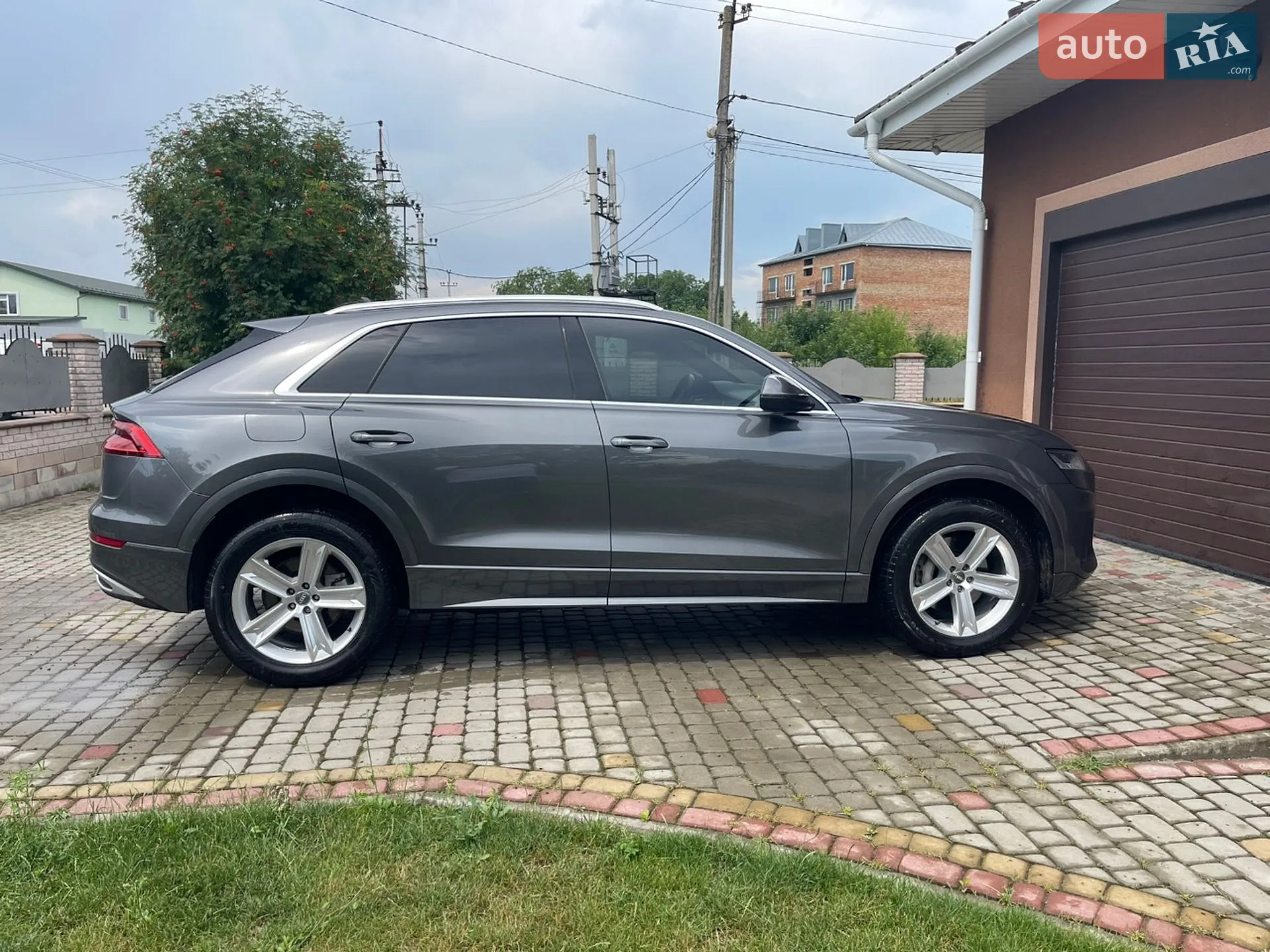 2018 Audi Q8 - мініатюра 2